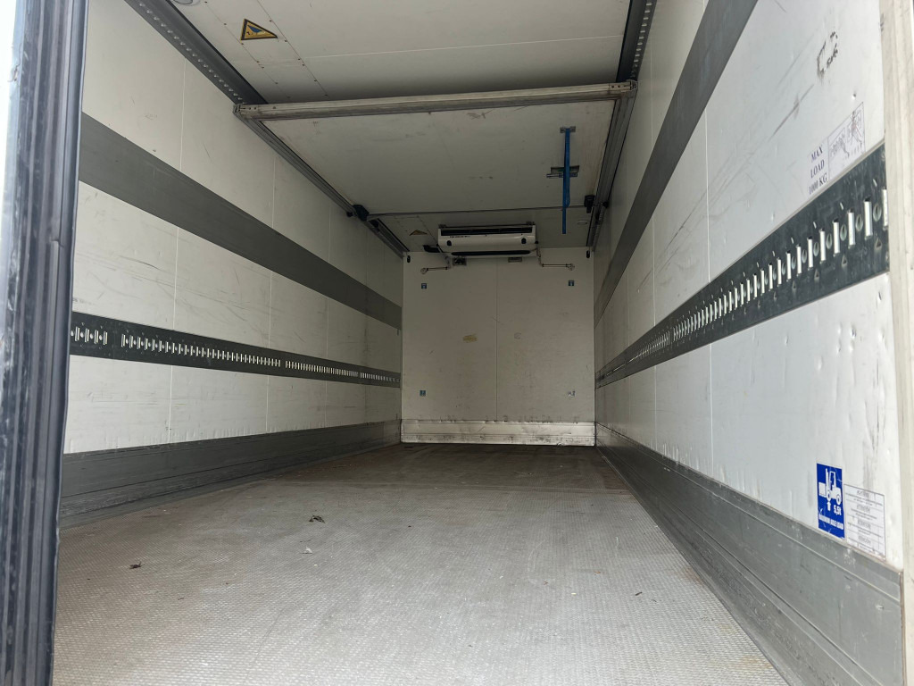 Mercedes-Benz Actros 1830 E6 TK T-1200R Multi Bi-Temp LBW AHK - Refrigerator truck: picture 3 Mercedes-Benz Actros 1830 E6 TK T-1200R Multi Bi-Temp LBW AHK - Refrigerator truck: picture 3