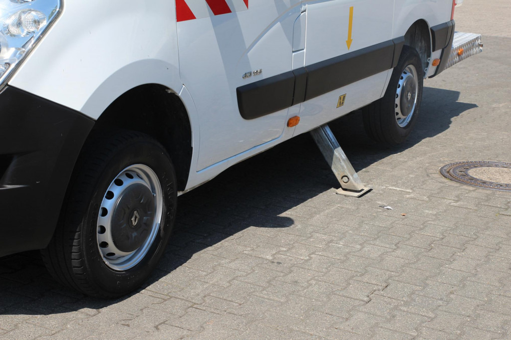 Renault Master Versalift ET26L 10m Klima nur 217h HU-UVV - Truck mounted aerial platform: picture 4 Renault Master Versalift ET26L 10m Klima nur 217h HU-UVV - Truck mounted aerial platform: picture 4