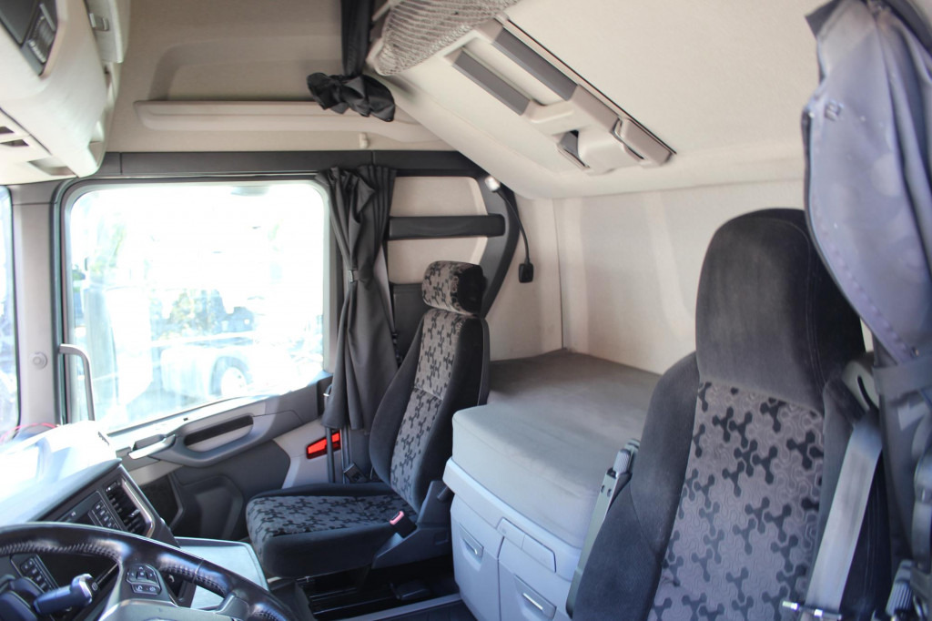 Scania R 500 Retarder LDWS Kühlbox 2 Tanks Navi - Tractor unit: picture 5 Scania R 500 Retarder LDWS Kühlbox 2 Tanks Navi - Tractor unit: picture 5