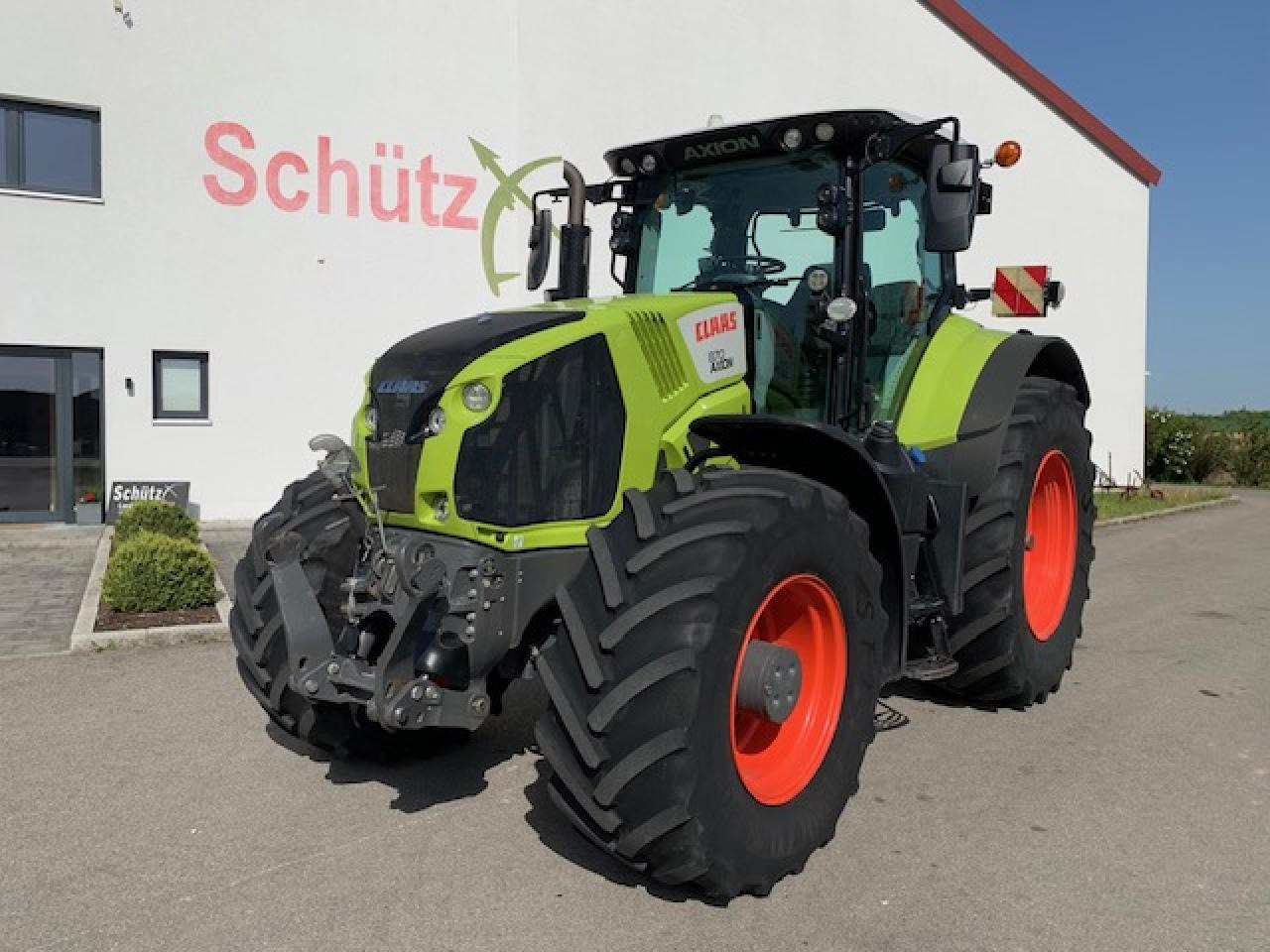 CLAAS Axion 870 CMATIC mit GPS S10, RTK, 3255 Bh - Farm tractor: picture 1 CLAAS Axion 870 CMATIC mit GPS S10, RTK, 3255 Bh - Farm tractor: picture 1