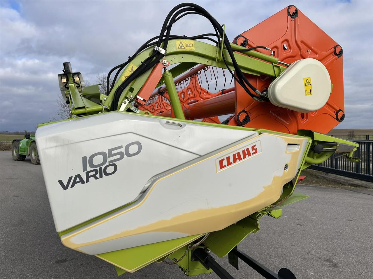 CLAAS Schneidwerk Claas Vario V1050, 1600ha, LED Laser, Baujahr 2016 - Grain header: picture 3 CLAAS Schneidwerk Claas Vario V1050, 1600ha, LED Laser, Baujahr 2016 - Grain header: picture 3