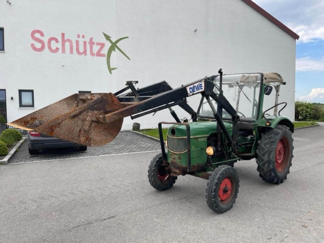 Deutz-Fahr D 4005 mit Frontlader / Oldtimer - Farm tractor: picture 2 Deutz-Fahr D 4005 mit Frontlader / Oldtimer - Farm tractor: picture 2