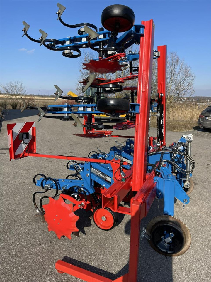 Hatzenbichler 6-reihiges Hackgerät, 75 cm Abstand, TOP Zustand - Soil tillage equipment: picture 2 Hatzenbichler 6-reihiges Hackgerät, 75 cm Abstand, TOP Zustand - Soil tillage equipment: picture 2