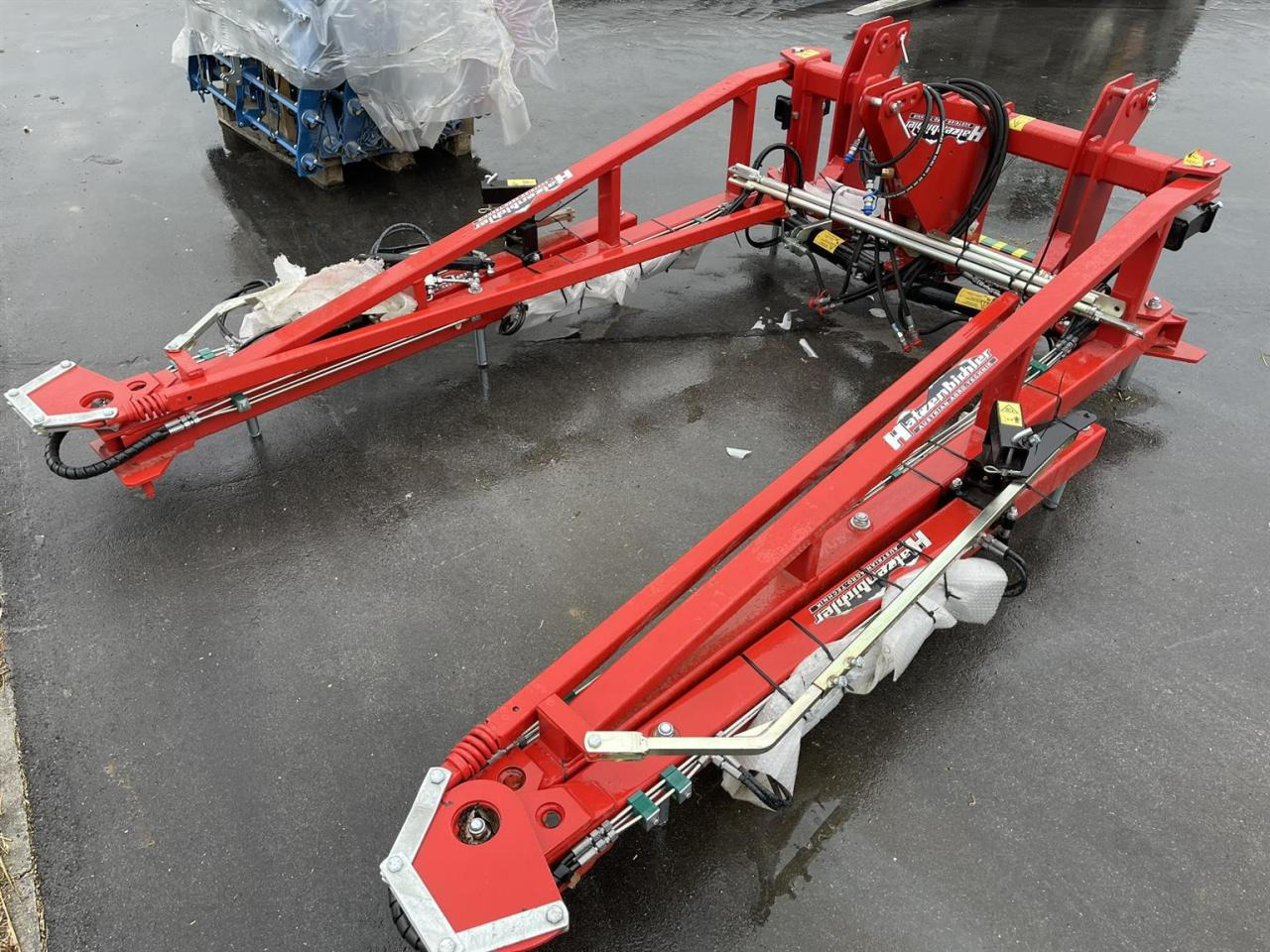Hatzenbichler Neuer unbenutzter Striegel mit hydraulischer Druckverstellung, 12m AB, Hatzenbichler Striegel - Harrow: picture 3 Hatzenbichler Neuer unbenutzter Striegel mit hydraulischer Druckverstellung, 12m AB, Hatzenbichler Striegel - Harrow: picture 3