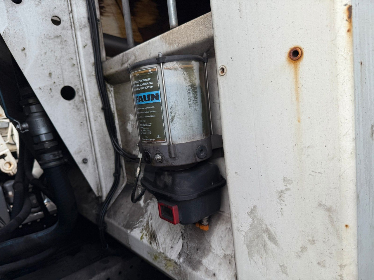 Garbage truck Mercedes-Benz Actros 2532 6x2 MP3 Faun Power Press 524: picture 17