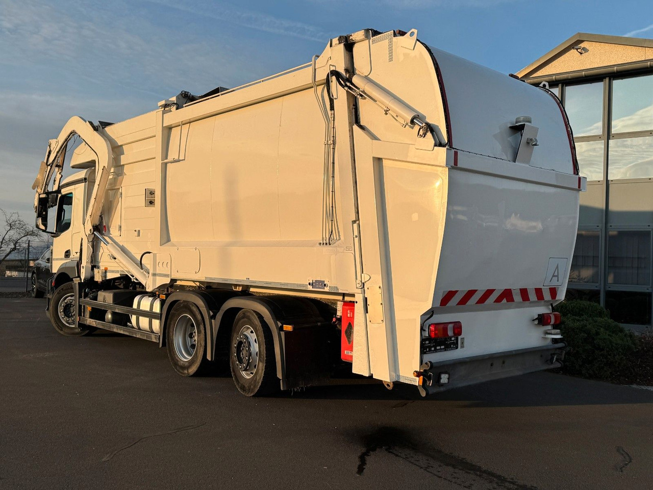 New Tipper Mercedes-Benz Antos 2533 6x2 Heil Frontlader Waage  Funk Mercedes-Benz Antos 2533 6x2 Heil Frontlader Waage  Funk: picture 13
