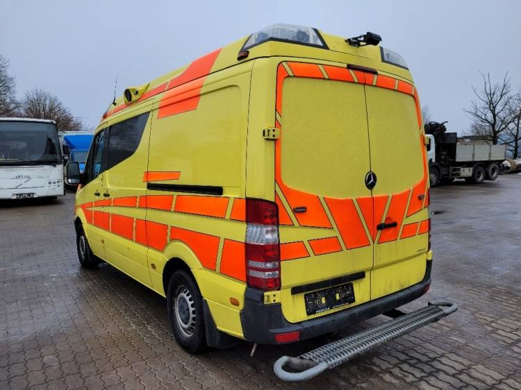 MERCEDES – BENZ SPRINTER 2.2D AMBULANCE (PROFILE) KLIMA 11.2014 EURO 5 - Ambulance: picture 3 MERCEDES – BENZ SPRINTER 2.2D AMBULANCE (PROFILE) KLIMA 11.2014 EURO 5 - Ambulance: picture 3