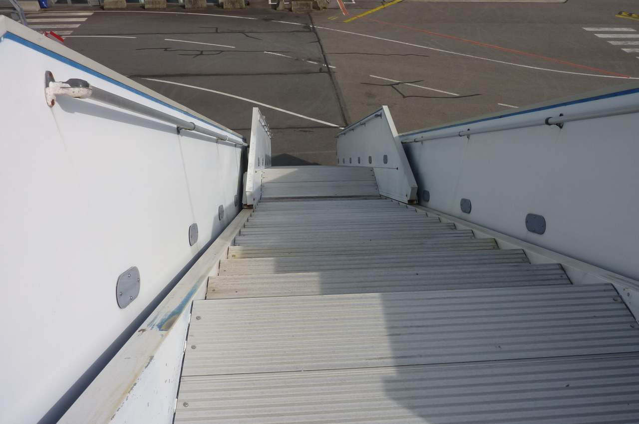 SOVAM Passenger Stairs 1.9 SPS - Passenger stairs: picture 5 SOVAM Passenger Stairs 1.9 SPS - Passenger stairs: picture 5