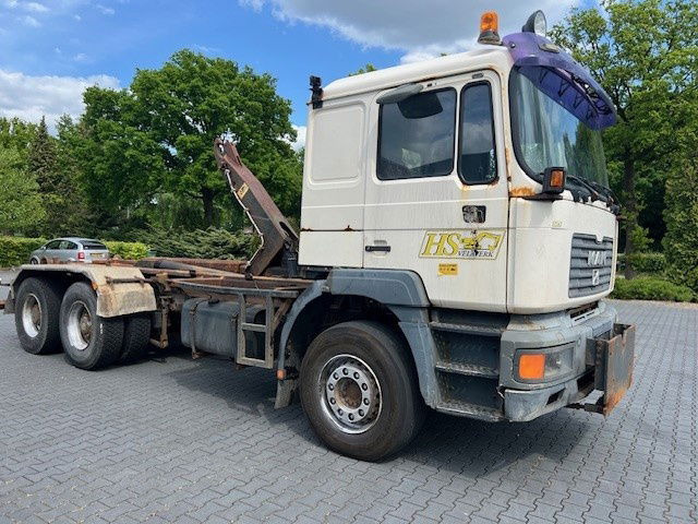 MAN 26.464 6X4 - Container transporter/ Swap body truck: picture 2 MAN 26.464 6X4 - Container transporter/ Swap body truck: picture 2