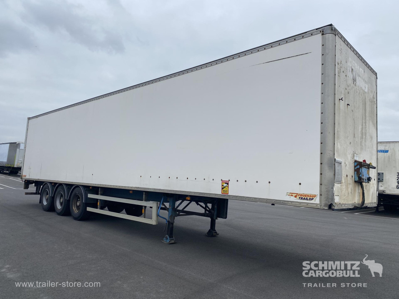 Dryfreight Standard - Closed box semi-trailer: picture 1 Dryfreight Standard - Closed box semi-trailer: picture 1