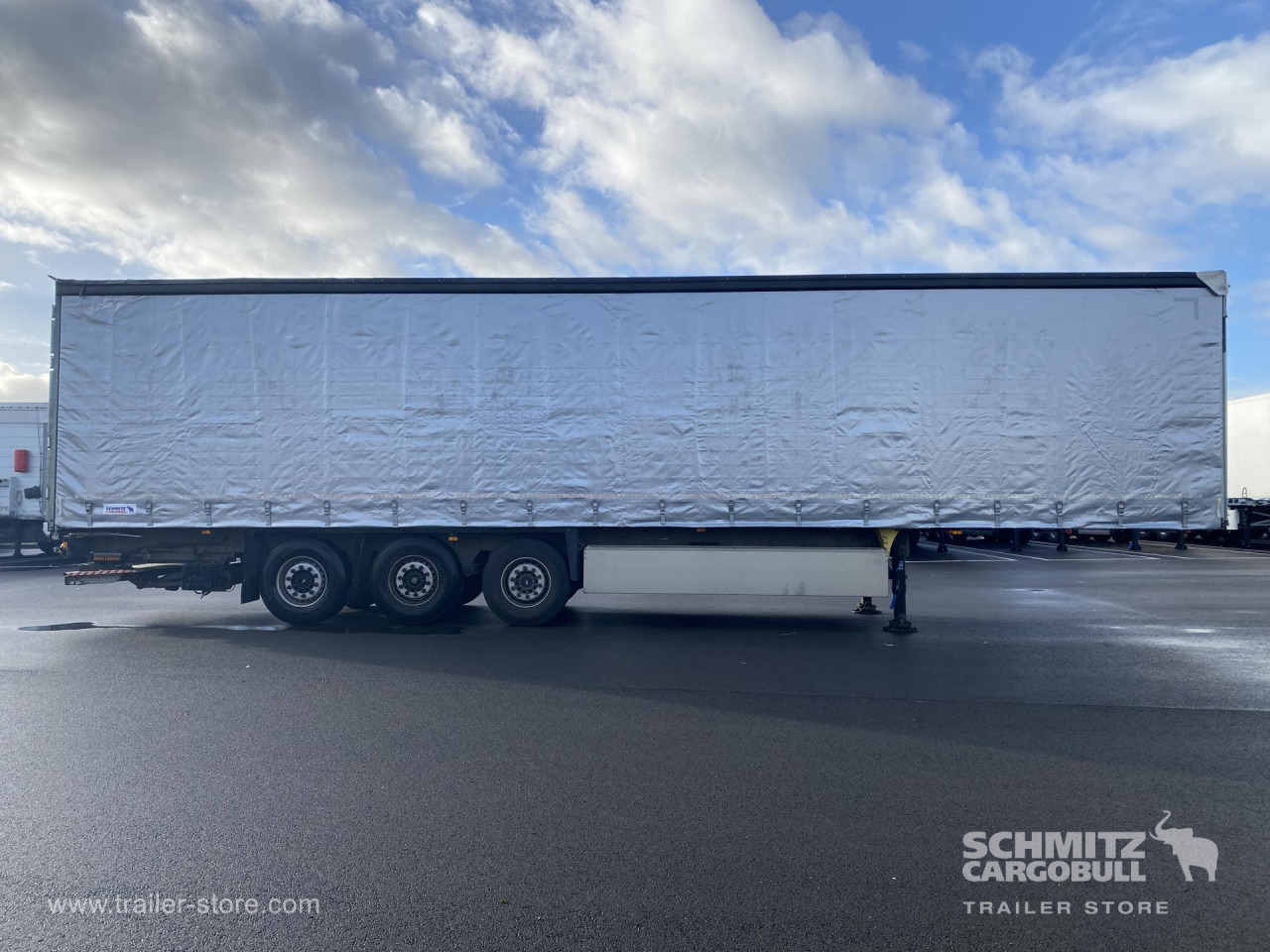 SCHMITZ Curtainsider Standard Taillift - Curtainsider semi-trailer: picture 5 SCHMITZ Curtainsider Standard Taillift - Curtainsider semi-trailer: picture 5