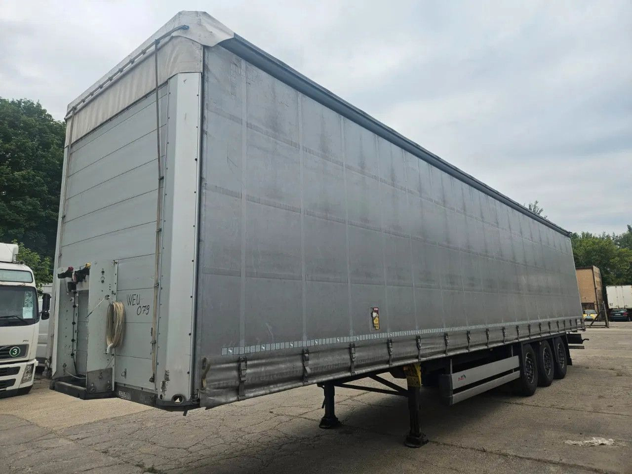 Schmitz Cargobull SCB S3T Standard 2 units! Lifting Axle A&C, XL C - Curtainsider semi-trailer: picture 2 Schmitz Cargobull SCB S3T Standard 2 units! Lifting Axle A&C, XL C - Curtainsider semi-trailer: picture 2