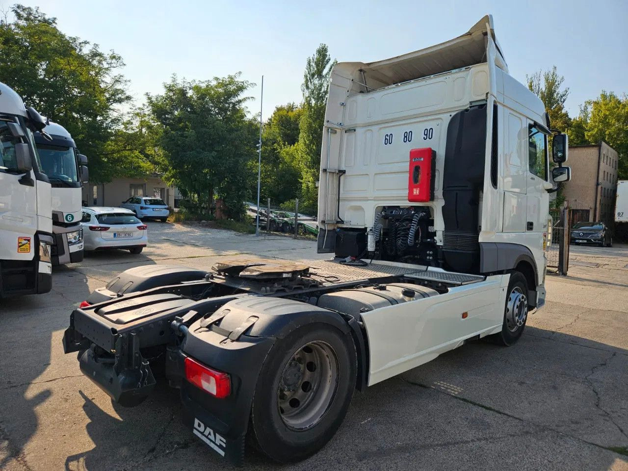 DAF XF 480 SC-Standard-Intarder-StandKlima-2 Units - Tractor unit: picture 4 DAF XF 480 SC-Standard-Intarder-StandKlima-2 Units - Tractor unit: picture 4
