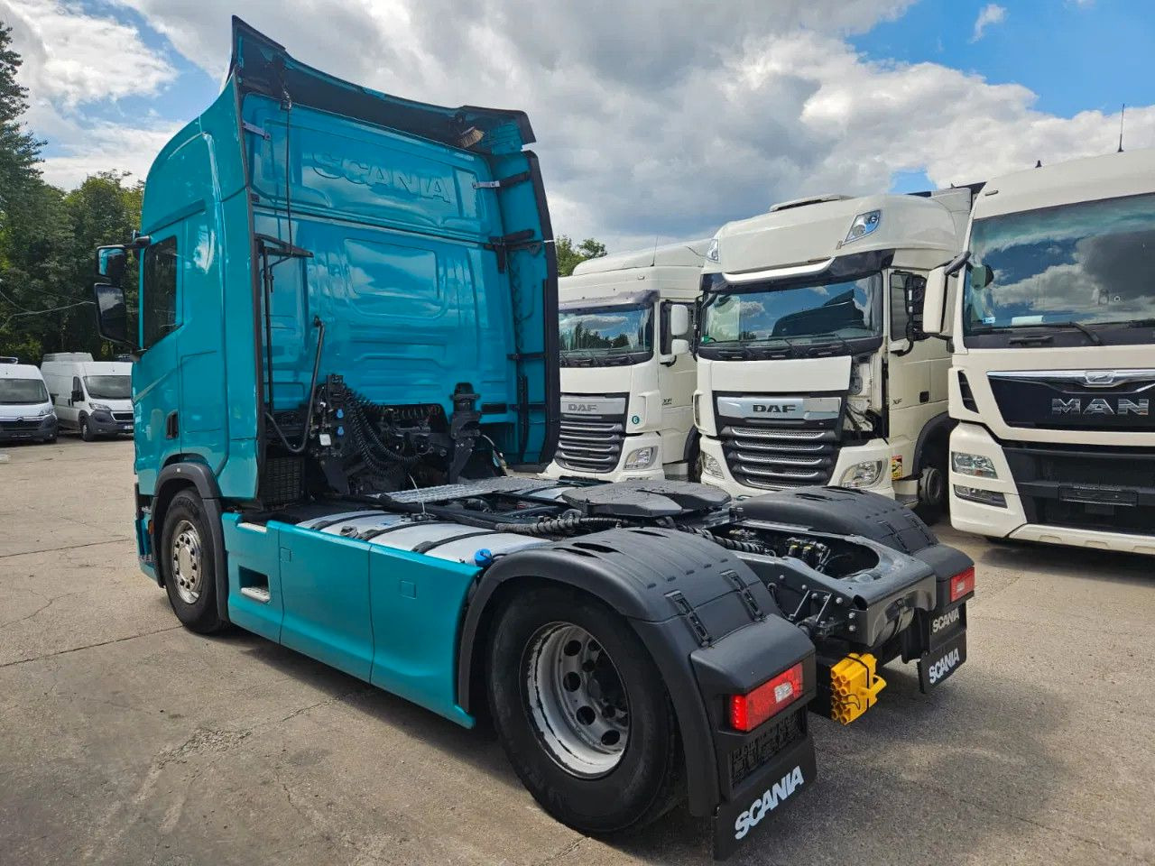 Scania R500 Standard-Turquoise-Standklima-Big NAVI-Hydr - Tractor unit: picture 4 Scania R500 Standard-Turquoise-Standklima-Big NAVI-Hydr - Tractor unit: picture 4