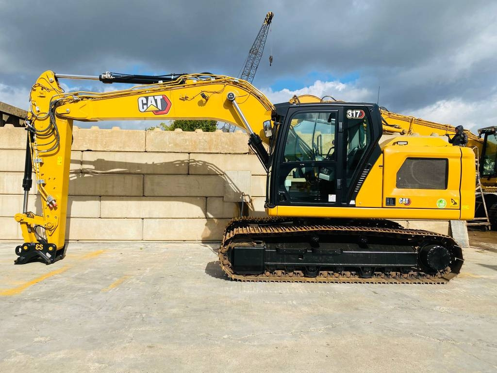 CAT 317 - Crawler excavator: picture 1 CAT 317 - Crawler excavator: picture 1