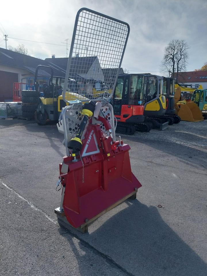 Neue Forstseilwinde Seilwinde Tajfun EGV 45 AHK SG Funk 35 55 65 - Winch for Forestry equipment: picture 5 Neue Forstseilwinde Seilwinde Tajfun EGV 45 AHK SG Funk 35 55 65 - Winch for Forestry equipment: picture 5