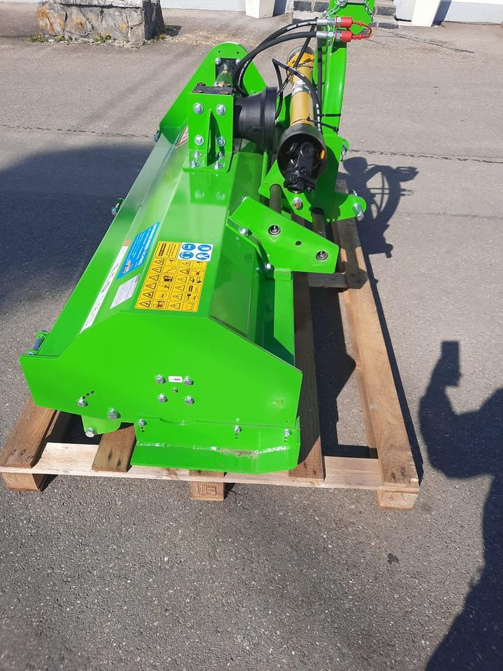 Neuer Mulcher, Schlegelmulcher Talex 1,8m hydr. Seitenverschub - Flail mower: picture 2 Neuer Mulcher, Schlegelmulcher Talex 1,8m hydr. Seitenverschub - Flail mower: picture 2