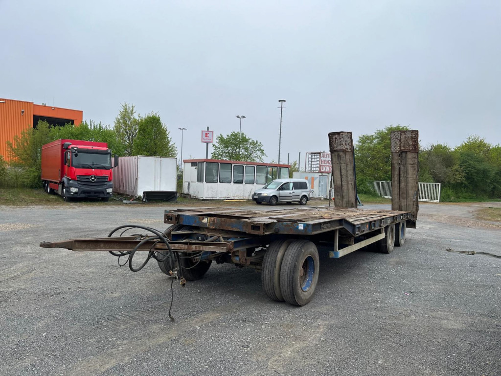 GOLDHOFER GOLDHOFER Tieflader Tiefladeranhänger TU 3-24/80 Rampen - Low loader trailer: picture 1 GOLDHOFER GOLDHOFER Tieflader Tiefladeranhänger TU 3-24/80 Rampen - Low loader trailer: picture 1