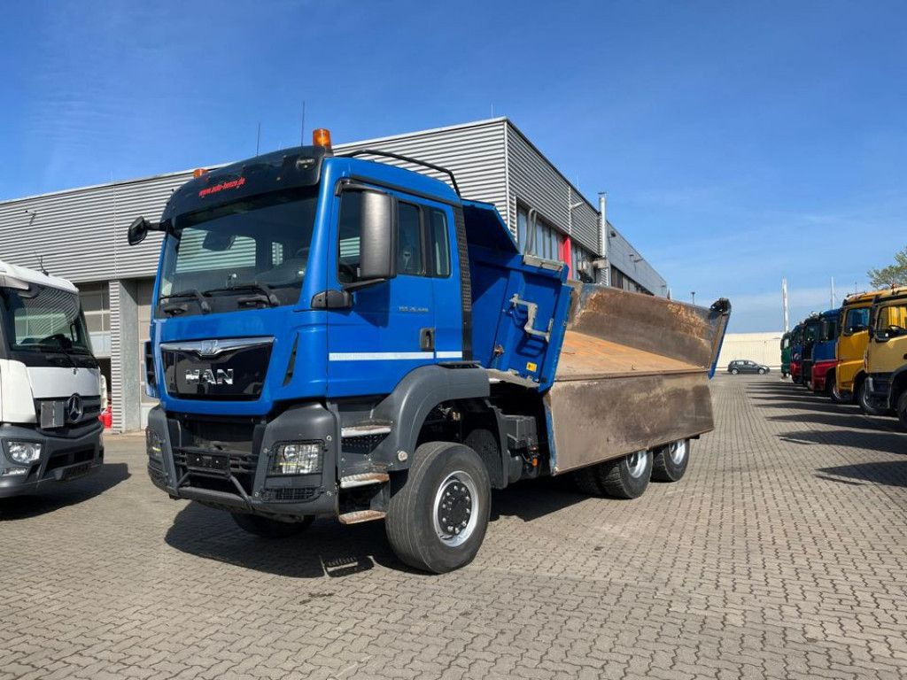MAN TG-S 26.440 6x6 3-Achs Allradkipper Bordmatik Sc - Tipper: picture 1 MAN TG-S 26.440 6x6 3-Achs Allradkipper Bordmatik Sc - Tipper: picture 1