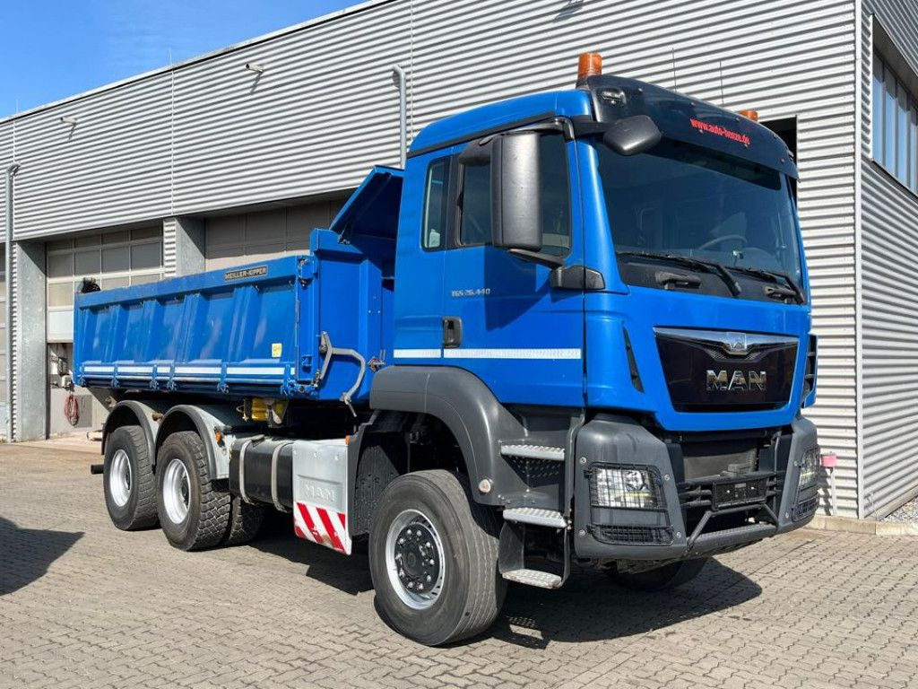 MAN TG-S 26.440 6x6 3-Achs Allradkipper Bordmatik Sc - Tipper: picture 2 MAN TG-S 26.440 6x6 3-Achs Allradkipper Bordmatik Sc - Tipper: picture 2
