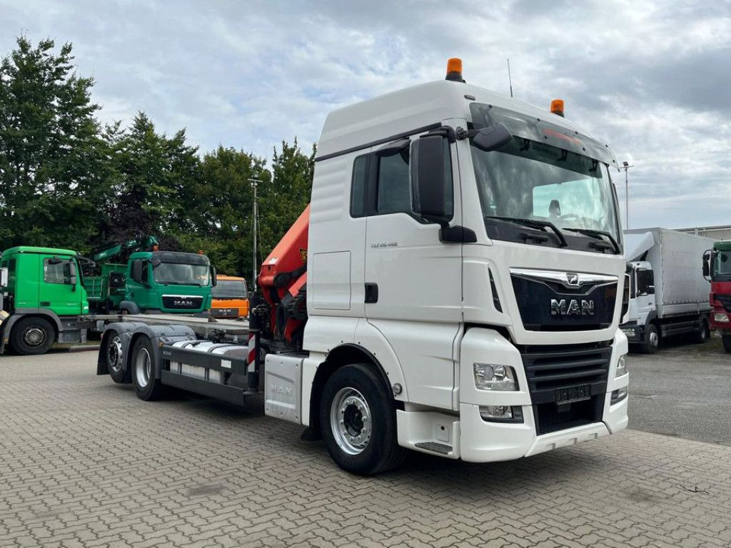 MAN TG-X 26.460 6x2-2 BL Pritsche Kran PK 24.001/Fun - Dropside/ Flatbed truck, Crane truck: picture 2 MAN TG-X 26.460 6x2-2 BL Pritsche Kran PK 24.001/Fun - Dropside/ Flatbed truck, Crane truck: picture 2