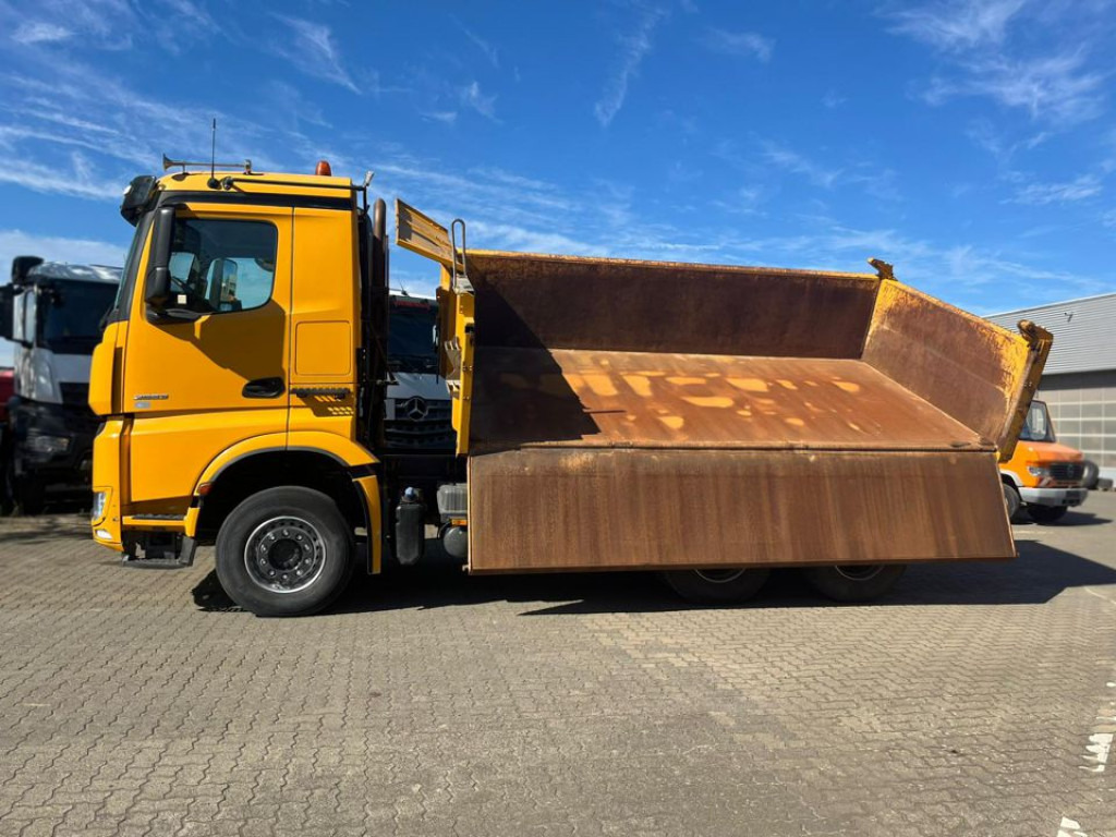 MERCEDES-BENZ Arocs 2663 6x4 3-Achs Kipper Meiller Bordmatik - Tipper: picture 5 MERCEDES-BENZ Arocs 2663 6x4 3-Achs Kipper Meiller Bordmatik - Tipper: picture 5