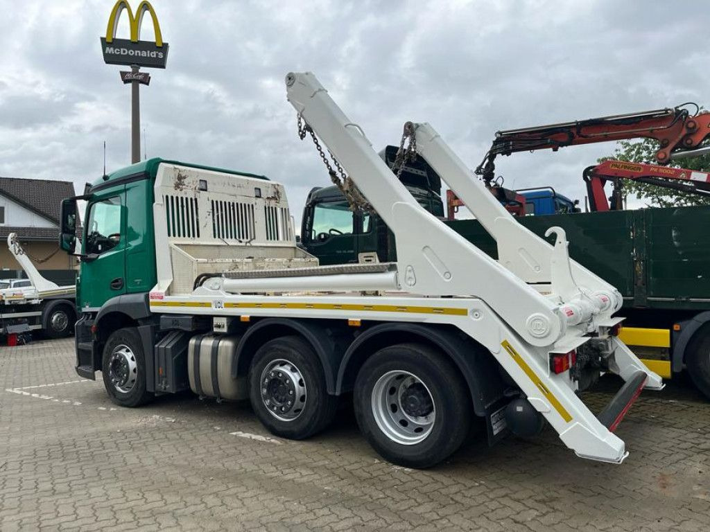 Mercedes-Benz Antos 2540 L 6x2 Absetzkipper Vorlauf Lenk - Skip loader truck: picture 3 Mercedes-Benz Antos 2540 L 6x2 Absetzkipper Vorlauf Lenk - Skip loader truck: picture 3