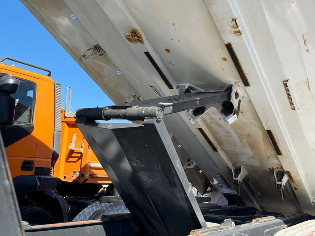 Tipper Mercedes-Benz Arocs 3240 B 8x4 4 Achs Muldenkipper Meiller: picture 11