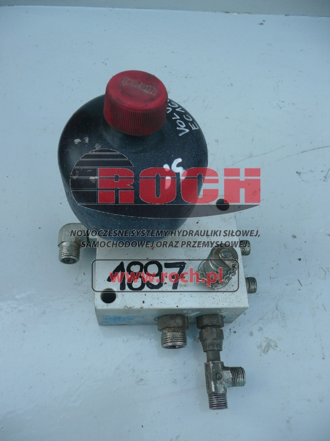 + HYDROAKUMULATOR 0,35L - Hydraulic valve for Crawler excavator: picture 1 + HYDROAKUMULATOR 0,35L - Hydraulic valve for Crawler excavator: picture 1