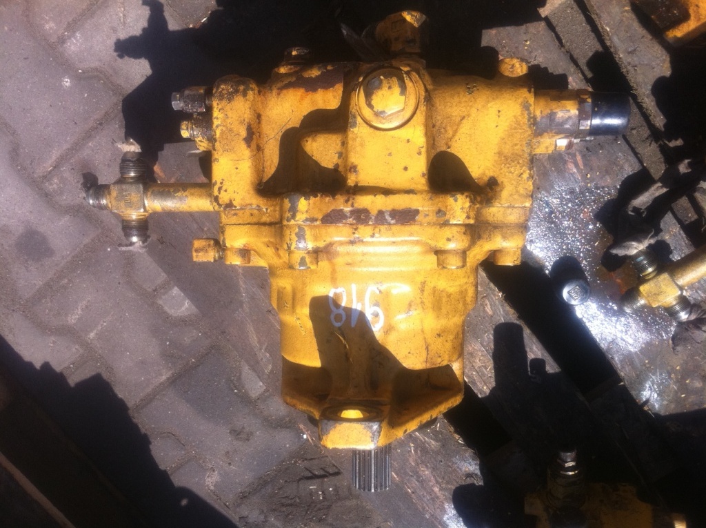 KOMATSU E2154044 7484200 - Hydraulic motor for Construction machinery: picture 1 KOMATSU E2154044 7484200 - Hydraulic motor for Construction machinery: picture 1
