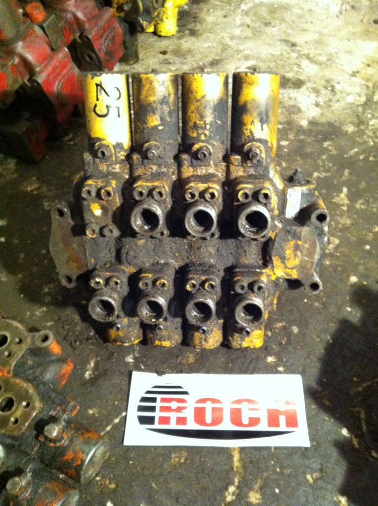 REXROTH AG7546-0-4-3C 280ATU - 4 SEKCYJNY - Hydraulic valve for Construction machinery: picture 1 REXROTH AG7546-0-4-3C 280ATU - 4 SEKCYJNY - Hydraulic valve for Construction machinery: picture 1