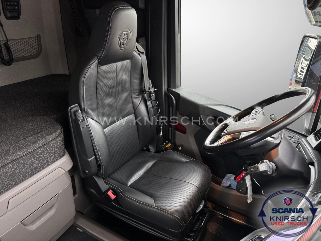 SCANIA R560A4x2NB / Super / Voll-Luft / Hydraulik - Tractor unit: picture 4 SCANIA R560A4x2NB / Super / Voll-Luft / Hydraulik - Tractor unit: picture 4