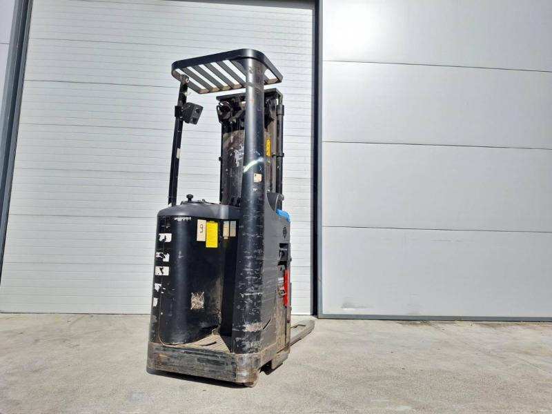 Caterpillar NSR16NI - Stacker: picture 4 Caterpillar NSR16NI - Stacker: picture 4