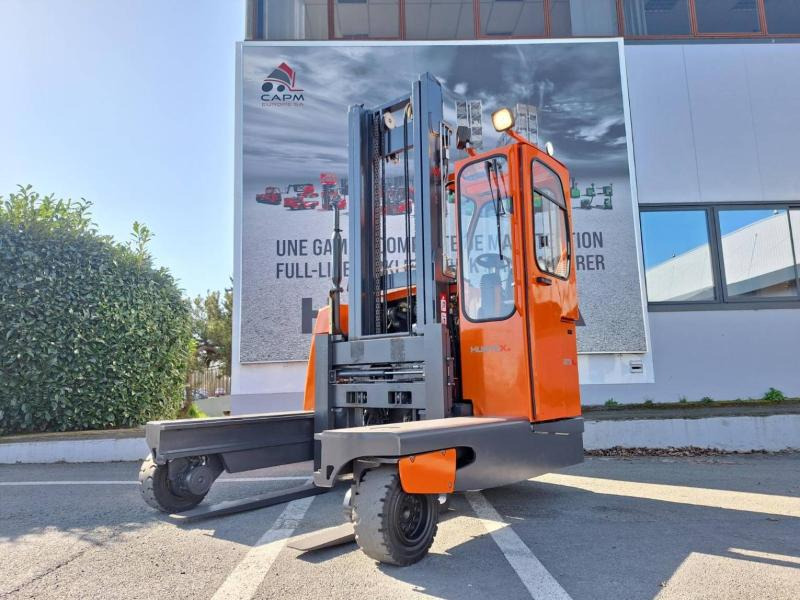 Hubtex DQ45D - 4-way reach truck: picture 1 Hubtex DQ45D - 4-way reach truck: picture 1