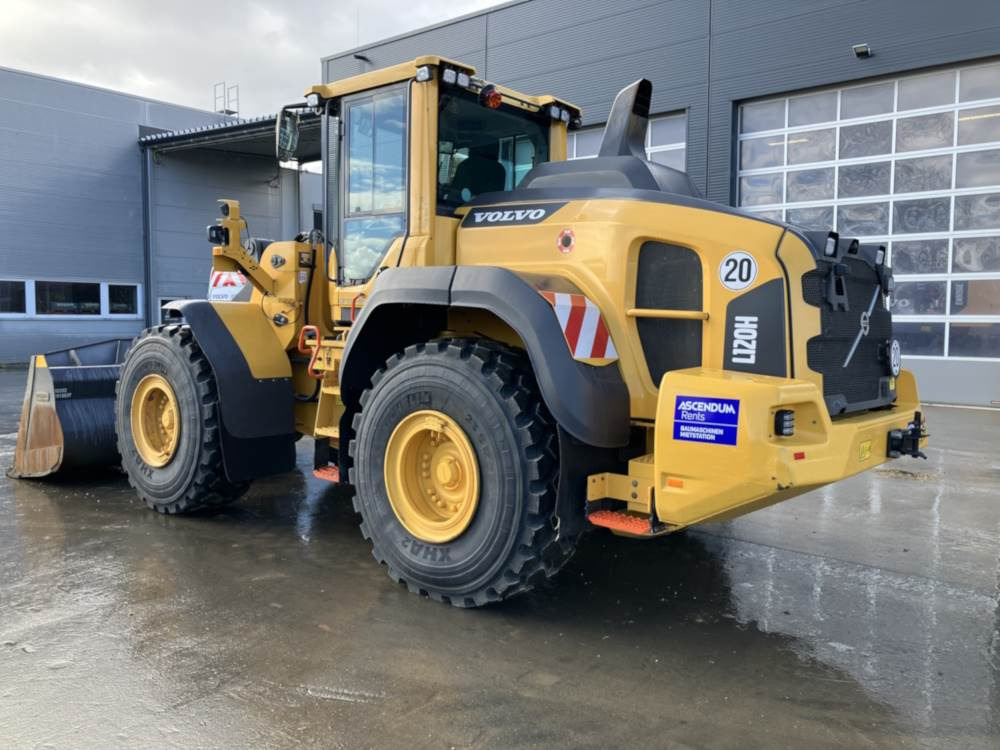 Volvo L120H - Wheel loader: picture 3 Volvo L120H - Wheel loader: picture 3
