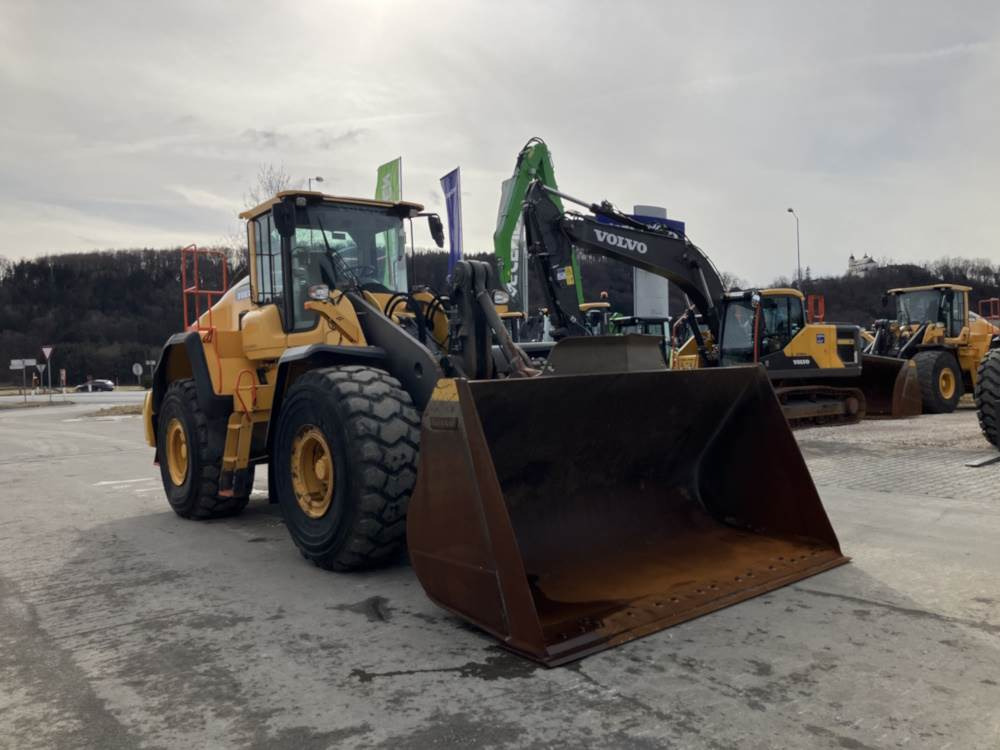 Volvo L180H - Wheel loader: picture 1 Volvo L180H - Wheel loader: picture 1