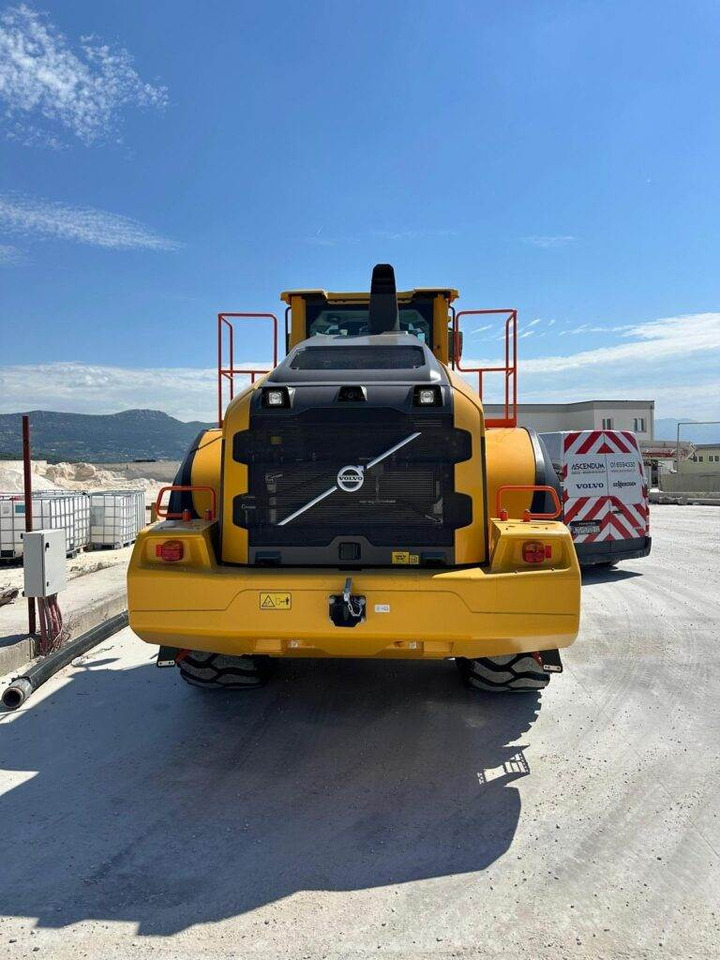 Volvo L180H - Wheel loader: picture 5 Volvo L180H - Wheel loader: picture 5