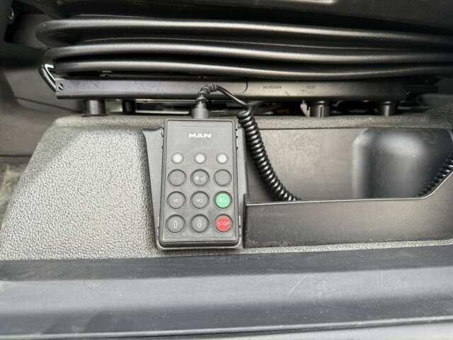 MAN TGX 26.520 6x2 Abrollkipper MEILLER RS 21.70 - Hook lift truck: picture 5 MAN TGX 26.520 6x2 Abrollkipper MEILLER RS 21.70 - Hook lift truck: picture 5