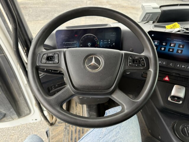 Mercedes-Benz AROCS 4145 8x8 Meiller Muldenkipper - Tipper: picture 2 Mercedes-Benz AROCS 4145 8x8 Meiller Muldenkipper - Tipper: picture 2