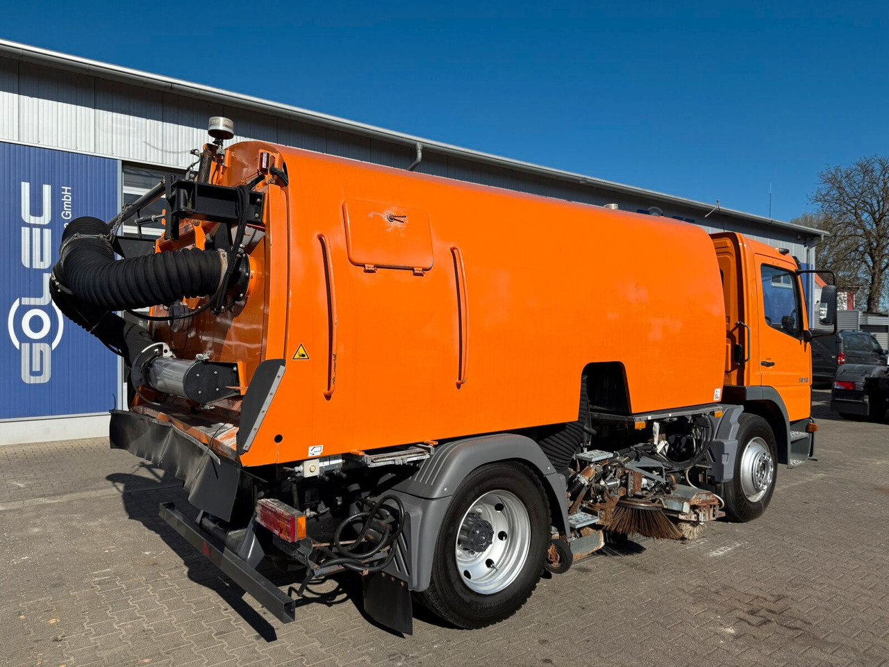 Mercedes-Benz Atego 1518 4x2 Kehrmaschine Bucher 500 - Road sweeper: picture 3 Mercedes-Benz Atego 1518 4x2 Kehrmaschine Bucher 500 - Road sweeper: picture 3