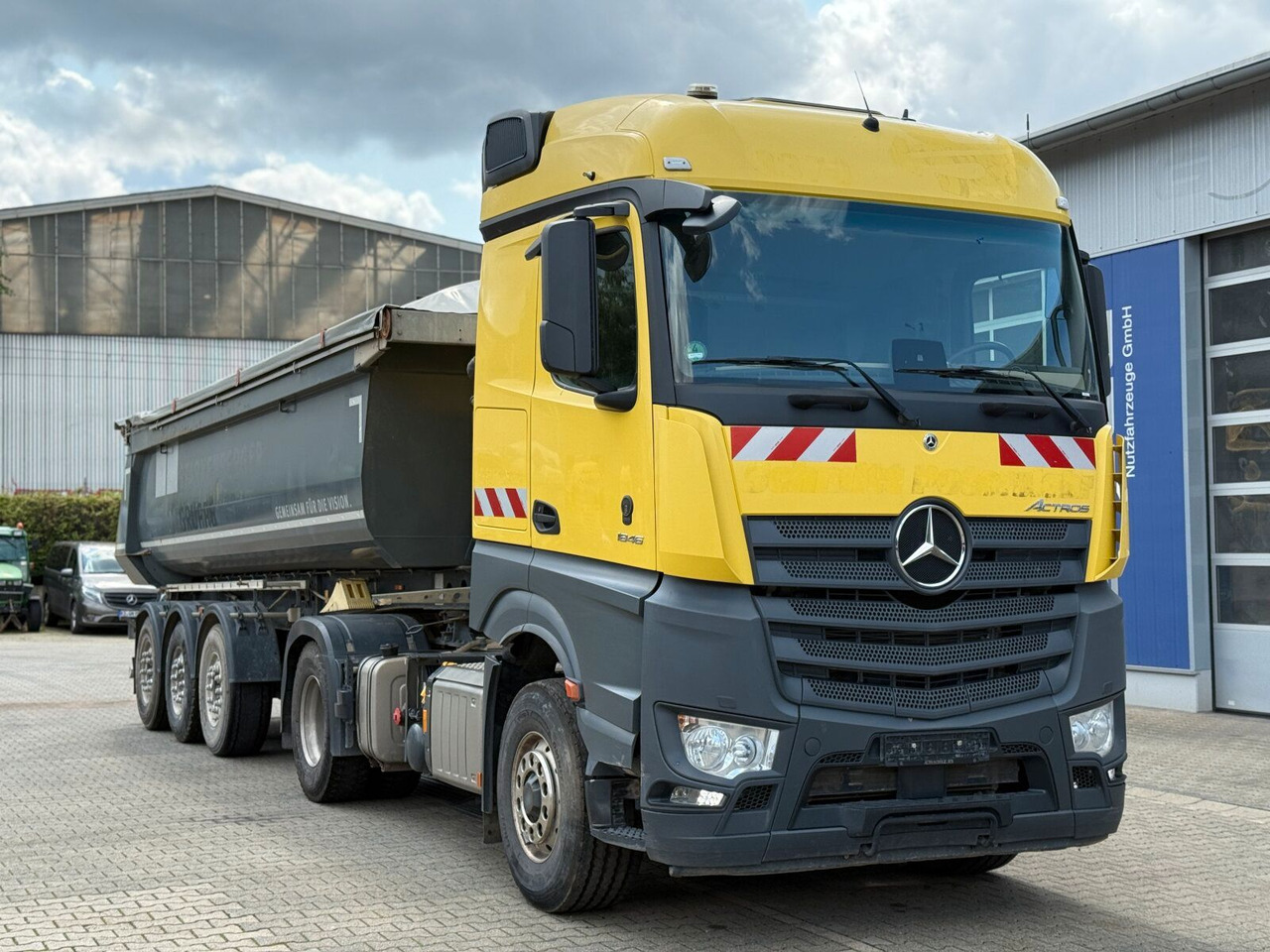 Mercedes-Benz ACTROS 1846 4x4 HAD Eur 6 Kipphydraulik Retarder - Tractor unit: picture 1 Mercedes-Benz ACTROS 1846 4x4 HAD Eur 6 Kipphydraulik Retarder - Tractor unit: picture 1