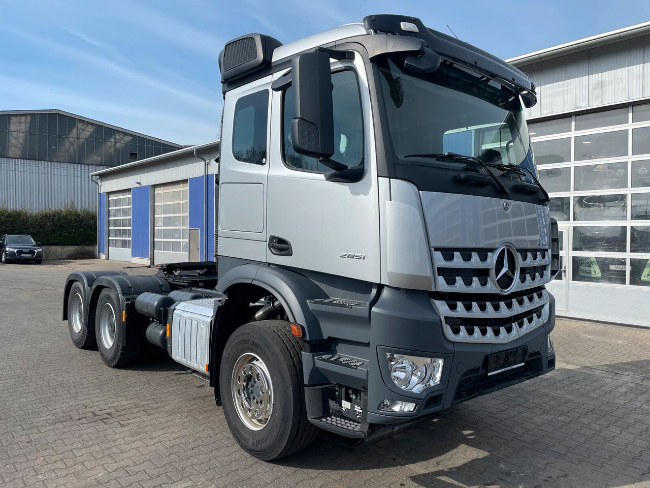 Mercedes-Benz AROCS 2851 Zugmaschine 6x4 BL EURO 6 68t - Tractor unit: picture 1 Mercedes-Benz AROCS 2851 Zugmaschine 6x4 BL EURO 6 68t - Tractor unit: picture 1