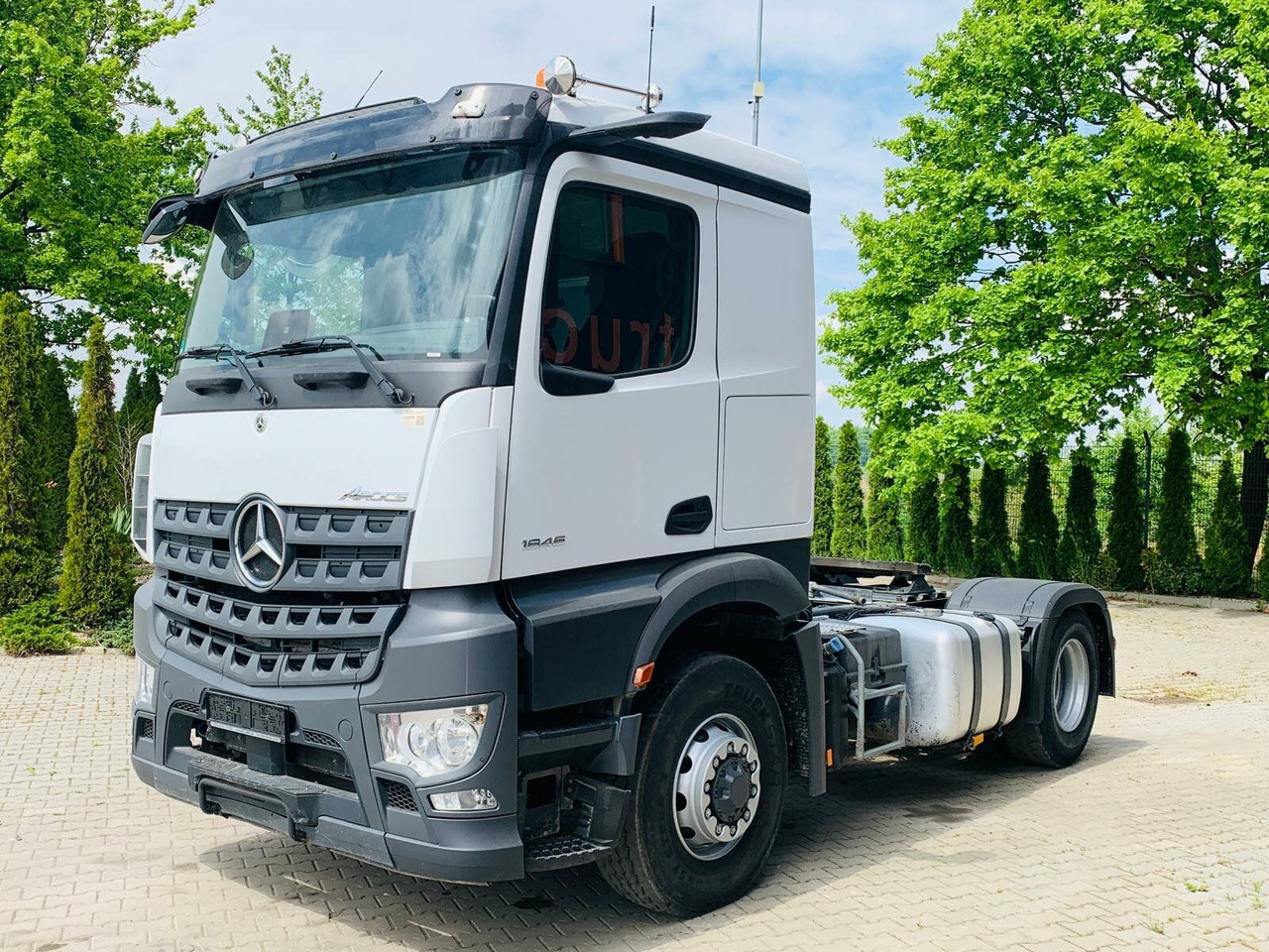 Mercedes-Benz Arocs 1846 LS 4x4 HAD *Kipphyd. Euro6 Blatt/Luft - Tractor unit: picture 2 Mercedes-Benz Arocs 1846 LS 4x4 HAD *Kipphyd. Euro6 Blatt/Luft - Tractor unit: picture 2