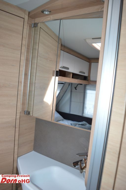 Caravan Knaus Südwind 540 FDK 60 Years Ausstellfenster Bug: picture 18