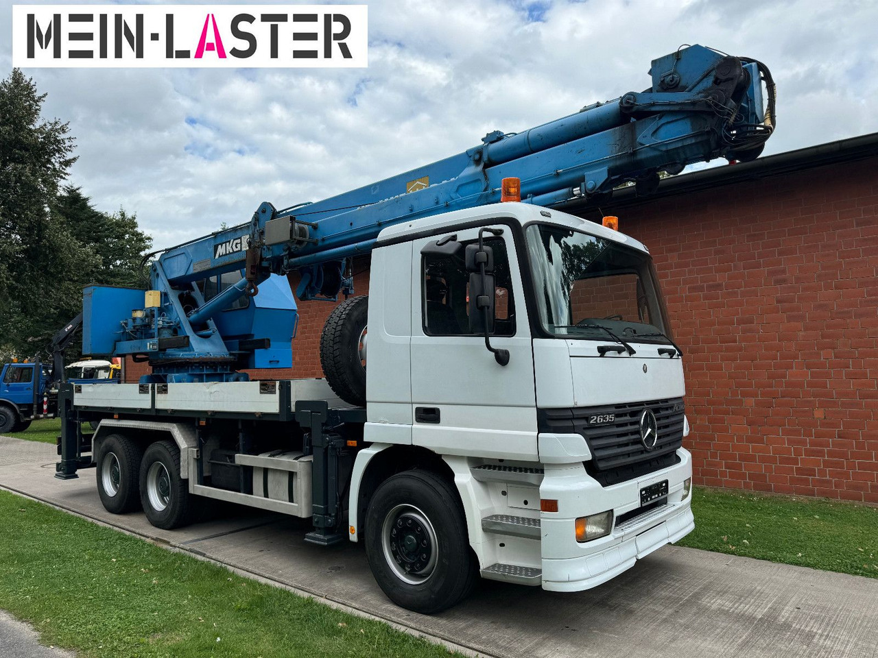 Mercedes-Benz 3335 V6 MKG 550 Ta2-a2 -46m 420 kg Funk - Crane truck: picture 3 Mercedes-Benz 3335 V6 MKG 550 Ta2-a2 -46m 420 kg Funk - Crane truck: picture 3