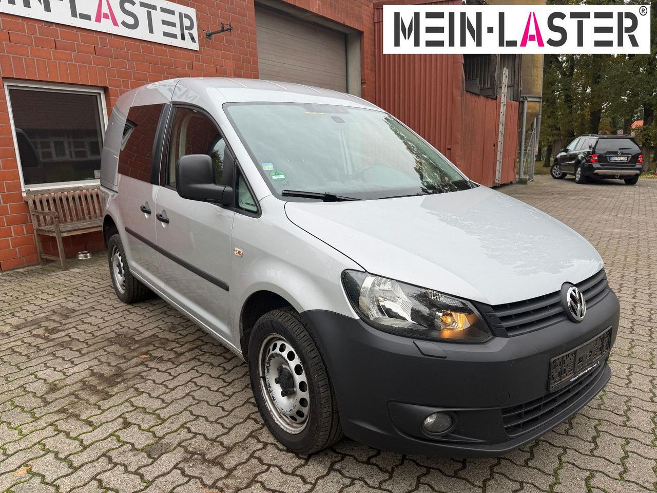 Volkswagen Caddy 2.0 TDI Soccer 4Motion Automatik 1. Hand - Station wagon: picture 2 Volkswagen Caddy 2.0 TDI Soccer 4Motion Automatik 1. Hand - Station wagon: picture 2