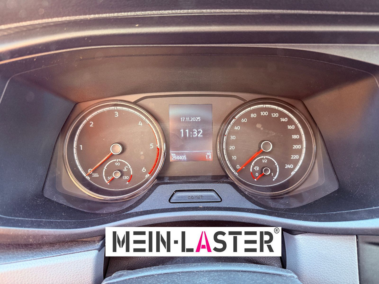 Lease a  Volkswagen T6 2.0 tdi  Standheizung Navigation AHK TÜV 5-27 Volkswagen T6 2.0 tdi  Standheizung Navigation AHK TÜV 5-27: picture 12