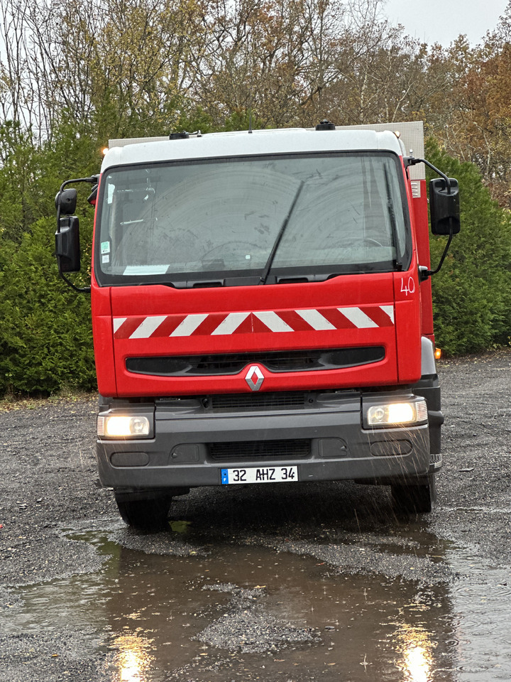 RENAULT PREMIUM - Fire truck: picture 1 RENAULT PREMIUM - Fire truck: picture 1
