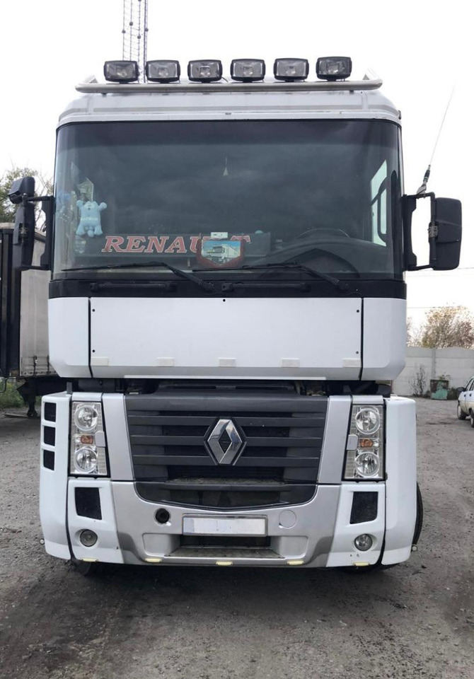 RENAULT Magnum 440 ID1570S - Tractor unit: picture 2 RENAULT Magnum 440 ID1570S - Tractor unit: picture 2