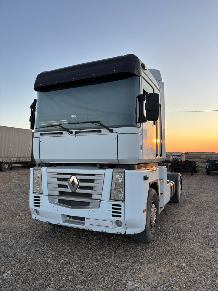 RENAULT Magnum 480 - Tractor unit: picture 3 RENAULT Magnum 480 - Tractor unit: picture 3